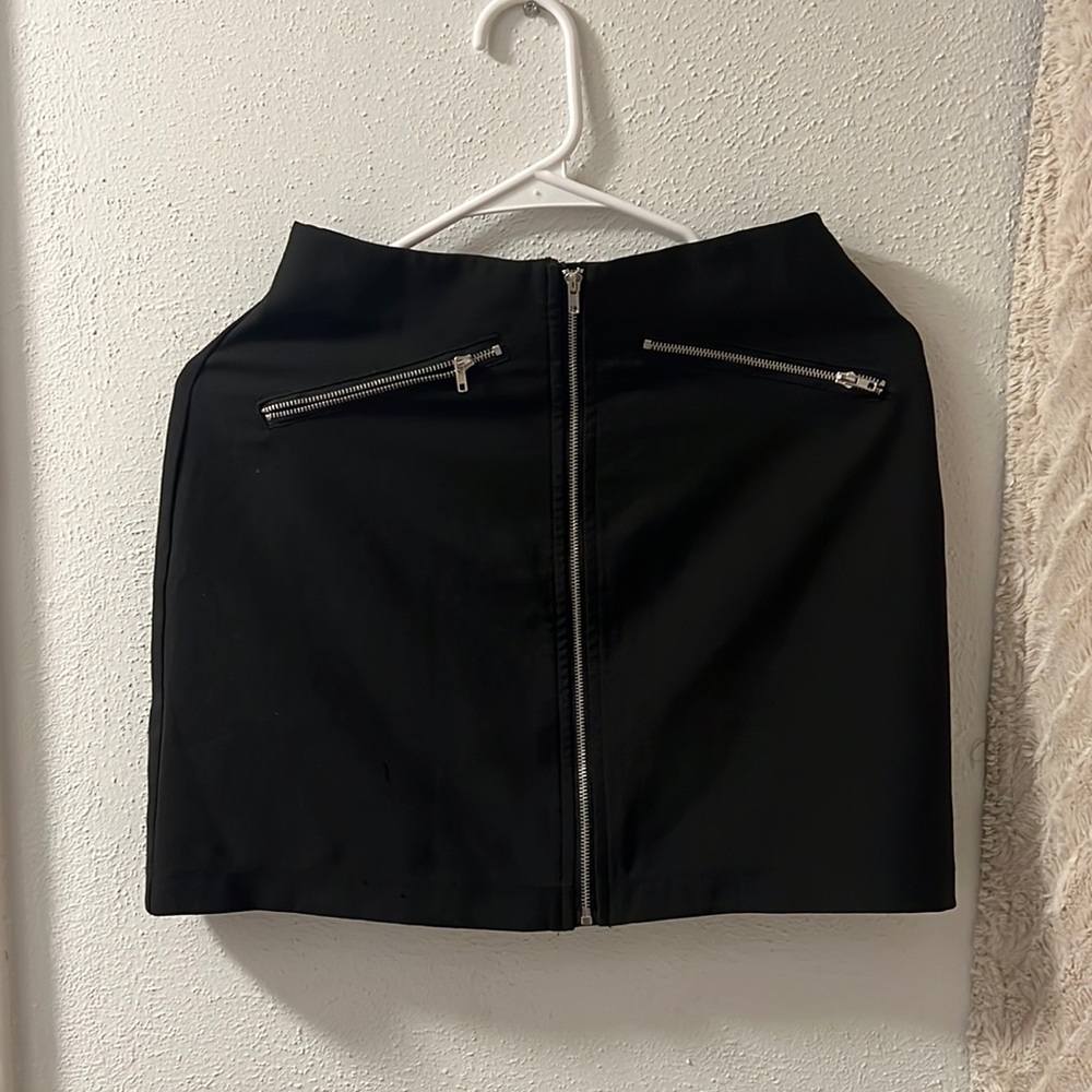 Charlotte rouse black mini pencil skirt. Size XS.
